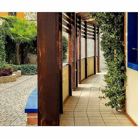 Welcome Hotel