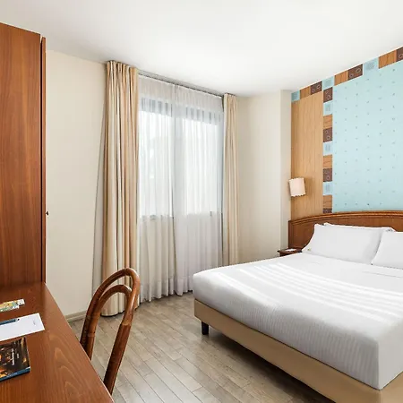 Welcome Hotel