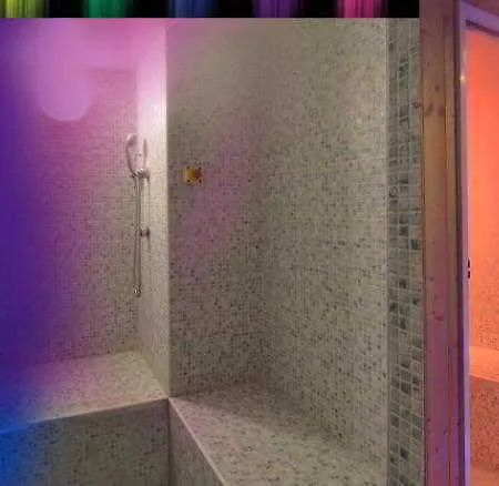 Hotel Welcome 4*