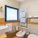 Hotel Welcome 4*