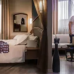 Welcome Hotel 4*
