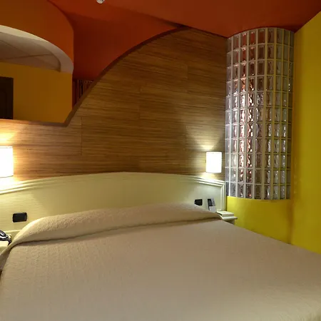Welcome Hotel 4*